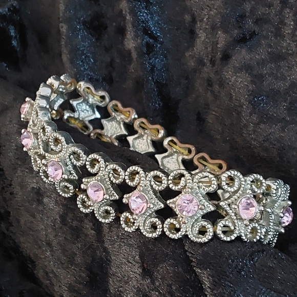 VINTAGE 3 STRETCH BRACELETS in PINKS - Picture 4 of 5